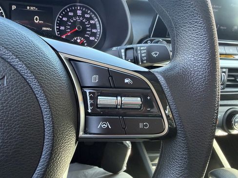 Used 2024 Kia Forte LXS image 13