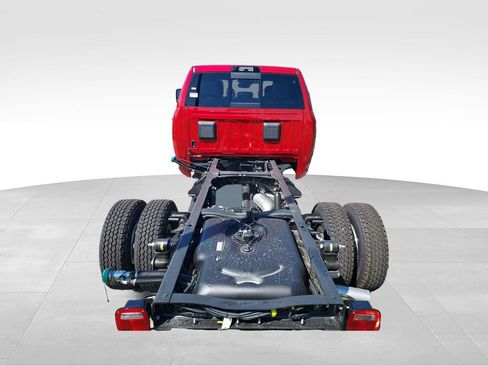 New 2027 RAM 3500 Big Horn w/ Laramie Trim Package AWD/4WD image 9