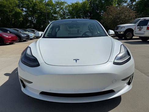 Used 2022 Tesla Model 3 Performance AWD/4WD image 2