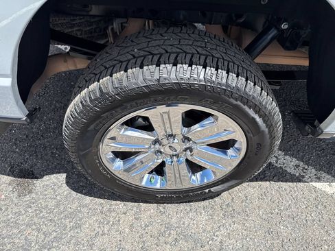 Used 2023 Ford F150 Lariat w/ Equipment Group 502A High AWD/4WD image 39
