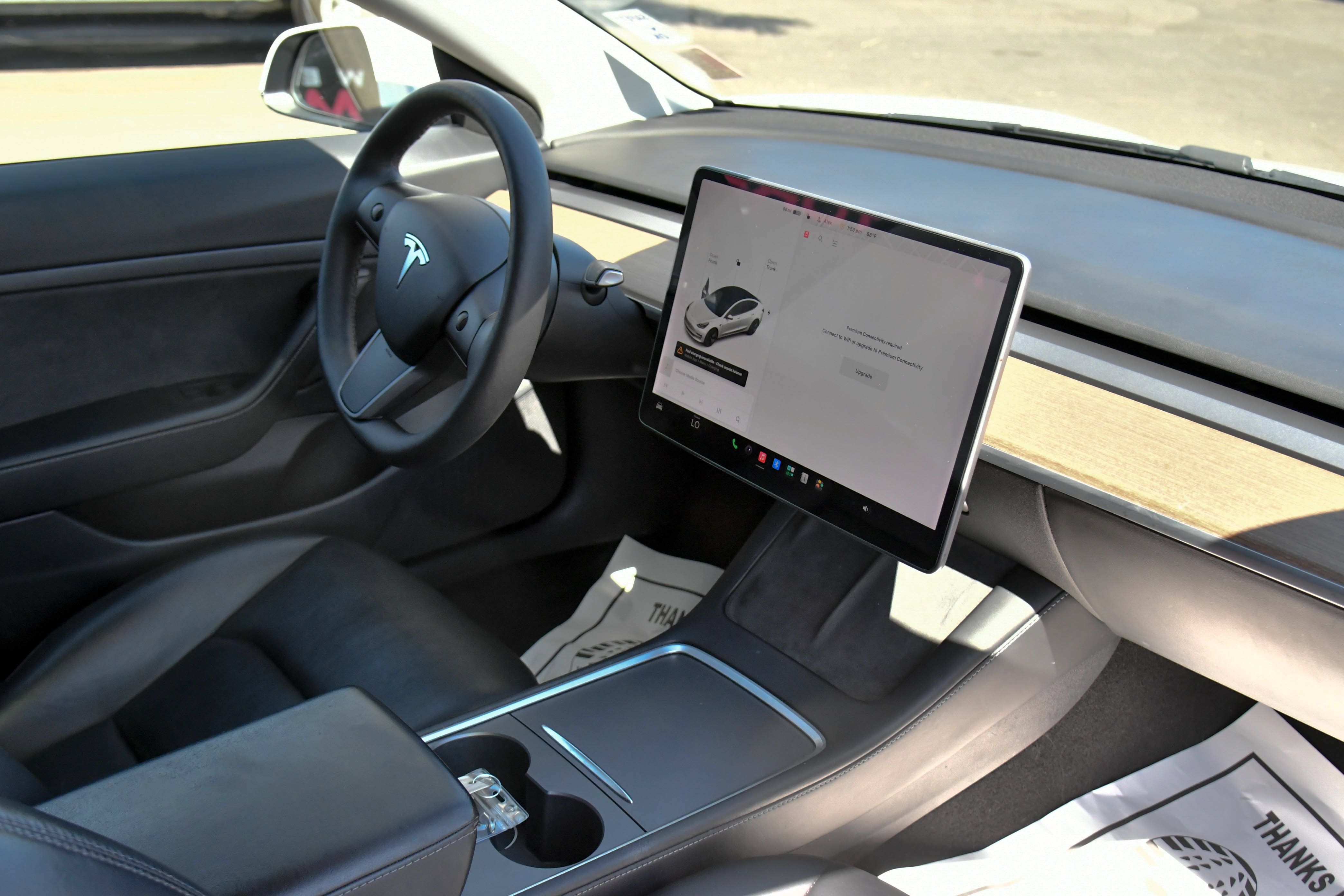 Used 2021 Tesla Model 3 Standard Range Plus RWD image 40