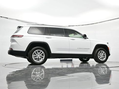 New 2025 Jeep Grand Cherokee L Laredo image 46