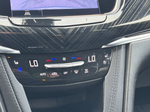 Certified 2023 Cadillac XT6 Premium Luxury AWD/4WD image 9