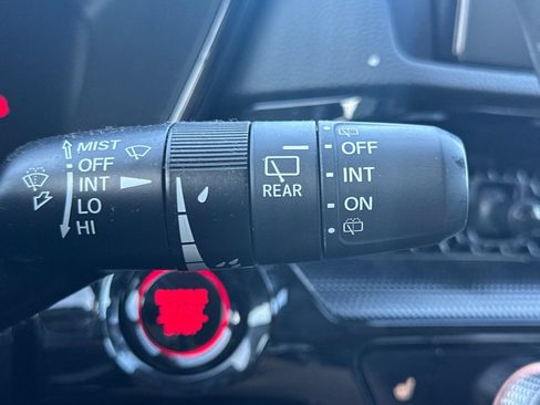 Used 2024 Honda CR-V EX-L image 37