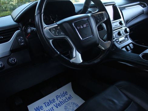 Used 2016 GMC Yukon SLT w/ Open Road Package AWD/4WD image 11