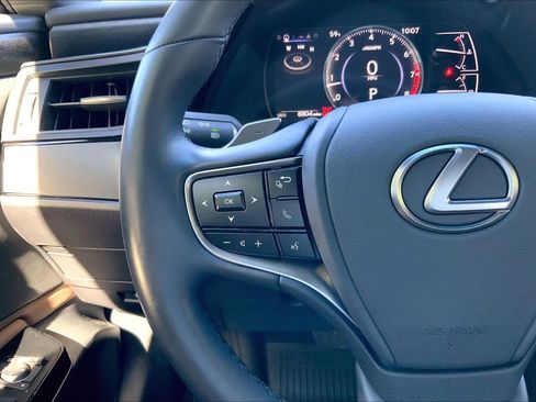 Used 2025 Lexus ES 350 w/ Premium Package FWD image 24
