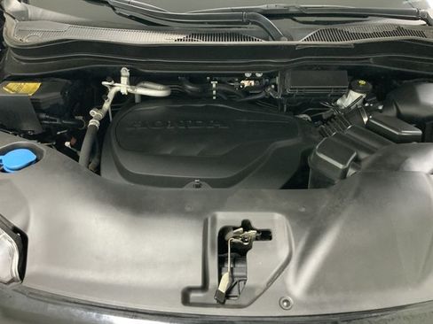 Used 2022 Honda Pilot Sport image 9