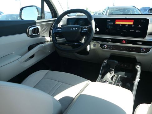 New 2026 Kia Sorento S image 24