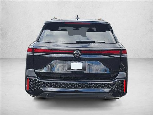 New 2026 Volkswagen Tiguan SE R-Line image 4