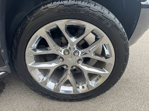 Used 2012 Cadillac Escalade AWD image 27