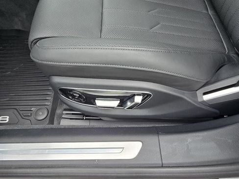 New 2025 Audi A8 L 3.0T image 15