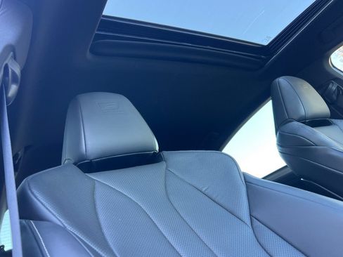 Used 2024 Lexus ES 350 F Sport w/ Accessory Package (Z2) FWD image 20