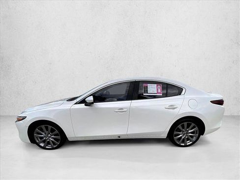 Used 2019 MAZDA MAZDA3 Sedan w/ Preferred Package FWD image 6