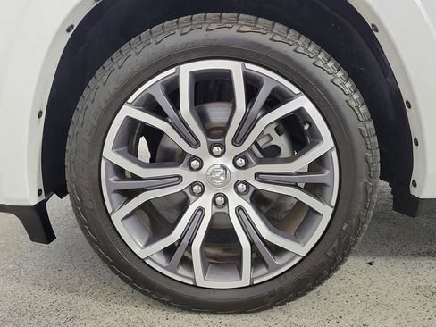 Used 2025 RAM 1500 Tungsten w/ Off Road Group image 9