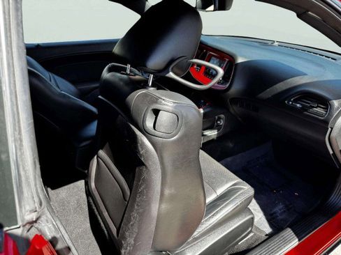 Used 2019 Dodge Challenger SXT w/ Plus Package image 39