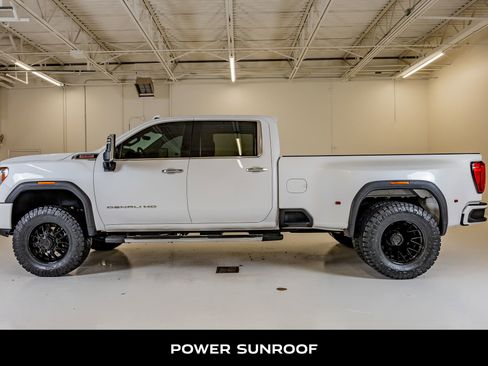 Used 2022 GMC Sierra 3500 Denali w/ Denali Ultimate Package AWD/4WD image 6