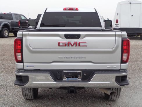 Used 2022 GMC Sierra 2500 SLE w/ SLE Convenience Package image 7