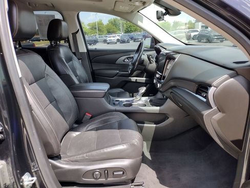 Used 2021 Chevrolet Traverse Premier w/ Redline Edition AWD/4WD image 14