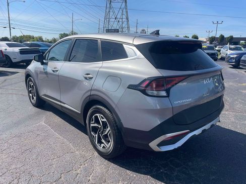 Used 2021 Ford Escape SE w/ Convenience Package AWD/4WD image 5