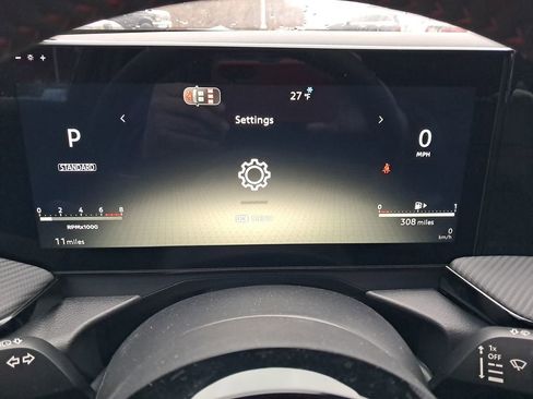 New 2026 Nissan Kicks SR w/ Cold Weather Package image 31