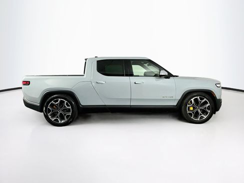 Used 2022 Rivian R1T Adventure AWD/4WD image 10