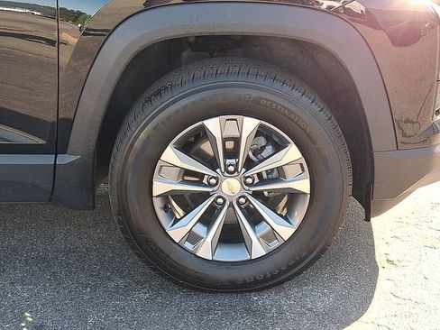 Used 2025 Chevrolet Equinox LT FWD image 25