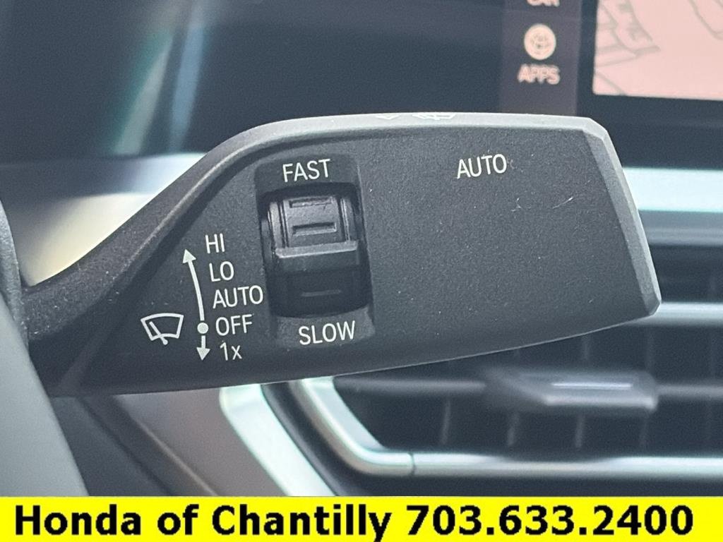 Used 2021 BMW 330i xDrive Sedan w/ Convenience Package AWD/4WD image 11