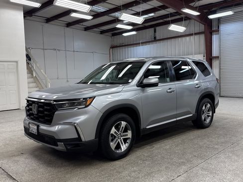 Used 2023 Honda Pilot EX-L image 1