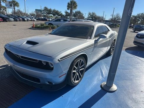 Used 2021 Dodge Challenger R/T w/ Plus Package image 3