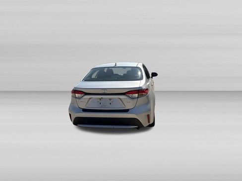 Used 2022 Toyota Corolla LE FWD image 7