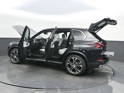 New 2026 BMW X5 sDrive40i w/ Parking Assistance Package image 51