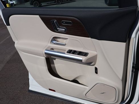 New 2026 Mercedes-Benz GLA 250 4MATIC image 37