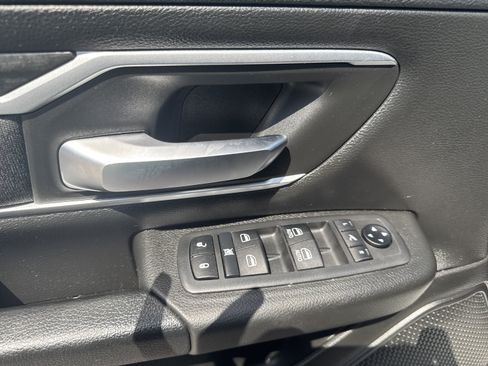 Used 2019 RAM 1500 Big Horn AWD/4WD image 12