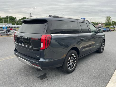 Used 2025 Ford Expedition Max Platinum AWD/4WD image 7