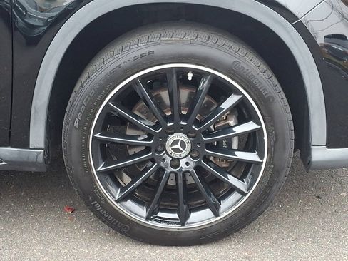 Certified 2019 Mercedes-Benz GLA 250 4MATIC image 8