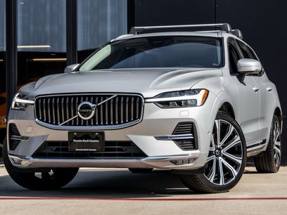 Used 2023 Volvo XC60 B5 Ultimate w/ Climate Package