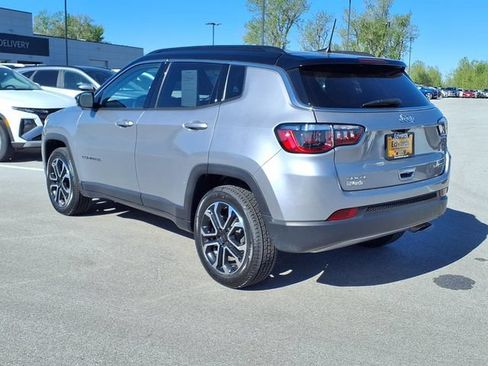 Used 2022 Jeep Compass Limited AWD/4WD image 5