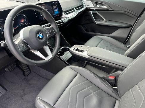 Used 2025 BMW X1 xDrive28i w/ Convenience Package image 11