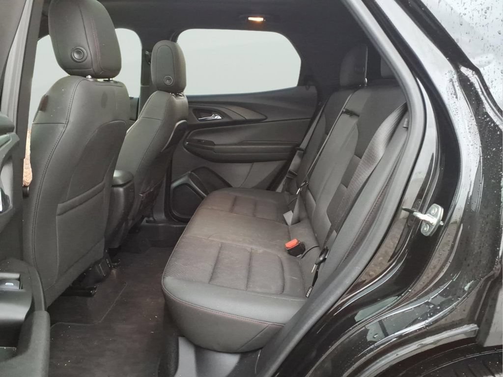 Certified 2022 Chevrolet TrailBlazer RS w/ Sun and Liftgate Package FWD image 32