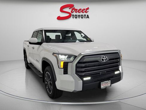 New 2026 Toyota Tundra Limited w/ Power Package AWD/4WD image 5
