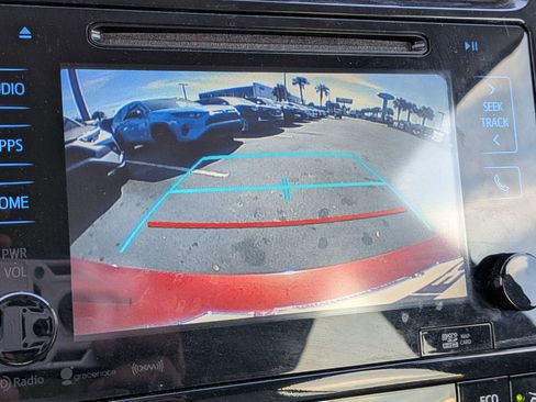 Used 2016 Toyota Prius Four image 23