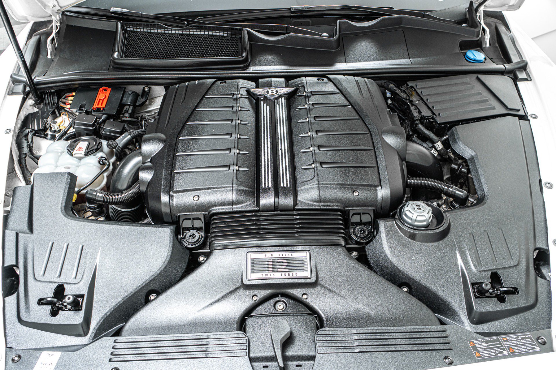 Used 2018 Bentley Bentayga Activity AWD/4WD image 12