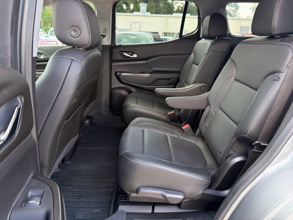 Certified 2023 GMC Acadia SLT w/ LPO, Floor Liner Package FWD image 28