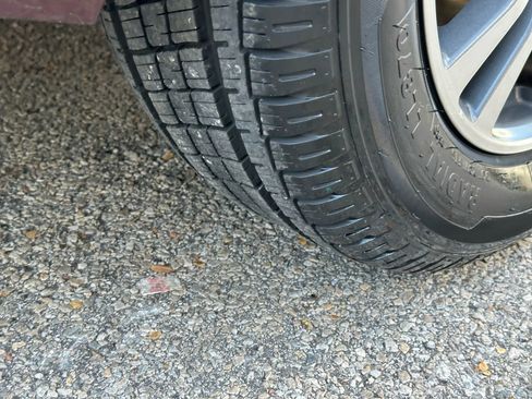 Used 2011 Honda Odyssey EX-L image 40