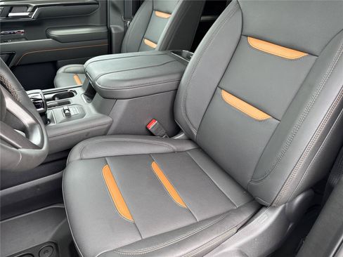 New 2026 GMC Sierra 1500 AT4 w/ AT4 Premium Package AWD/4WD image 11
