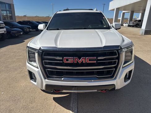 Used 2023 GMC Yukon AT4 w/ AT4 Premium Plus Package image 8