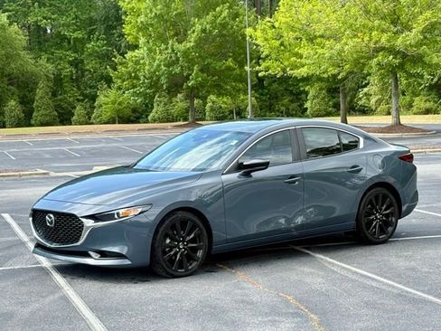 Used 2023 MAZDA MAZDA3 s FWD image 2