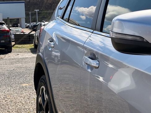 Used 2023 Subaru Crosstrek 2.5i Limited image 12