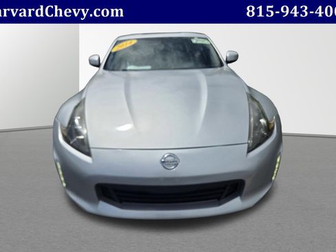 Used 2014 Nissan 370Z Coupe w/ Sport Package RWD image 2