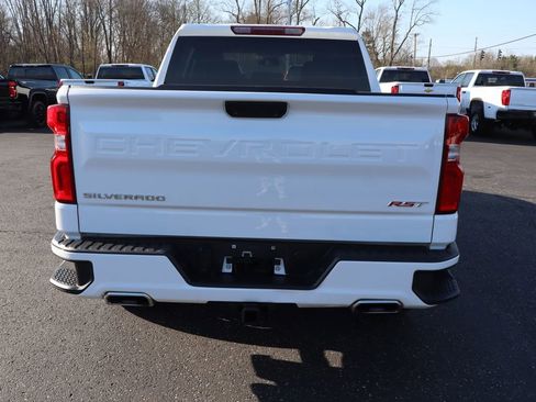 Used 2023 Chevrolet Silverado 1500 RST w/ Z71 Off-Road Package AWD/4WD image 29
